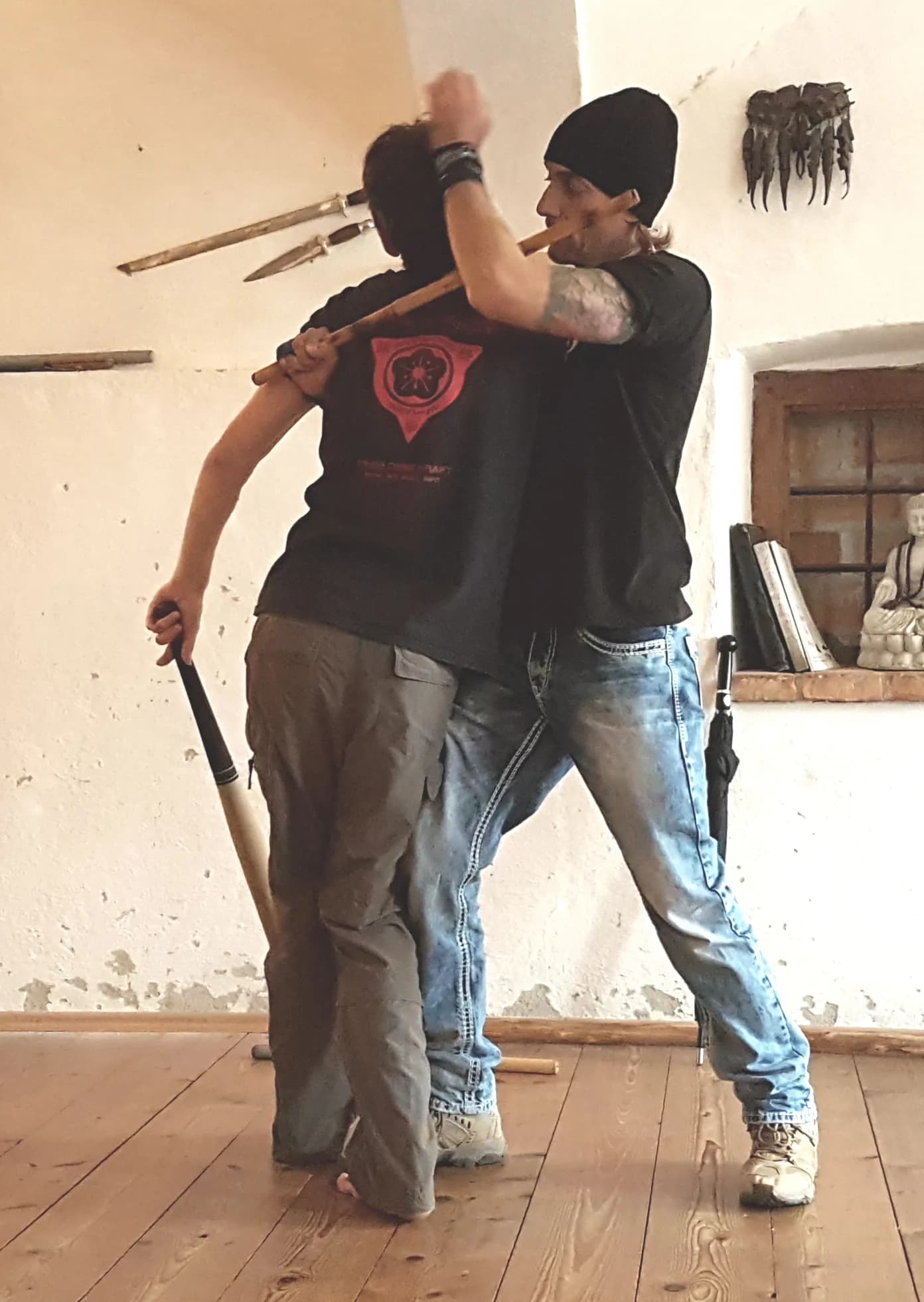 Escrima Waffenformen und Techniken im Training
